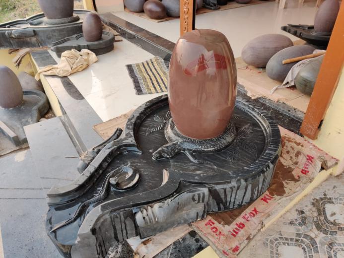 Shivling with Jaldhari
